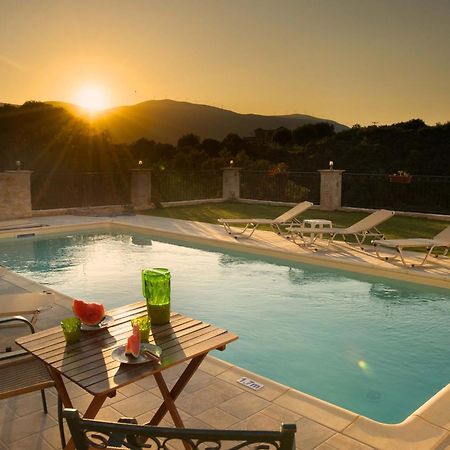 Superb Villa With Private Pool Peaceful Location Sami  Exteriér fotografie