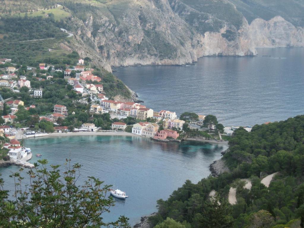 Superb Villa With Private Pool Peaceful Location Sami  Pokoj fotografie